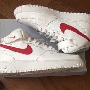 Nike Air Force 1 MID | CREAM & RED
